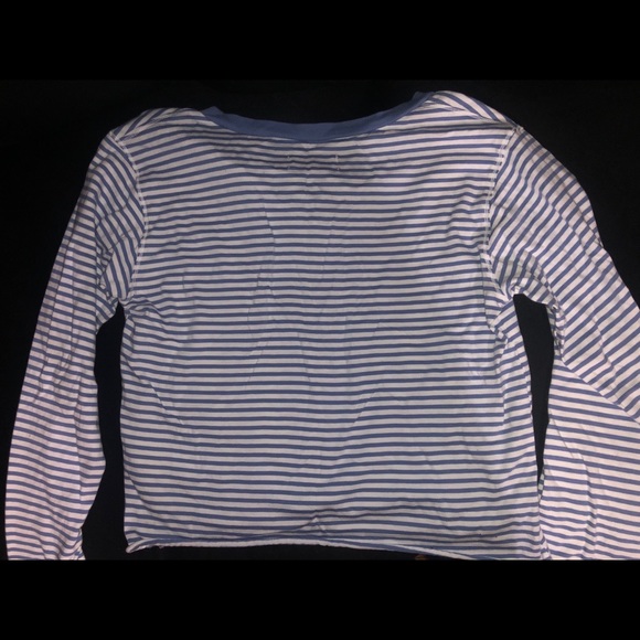 Hollister crop top shirt - Picture 3 of 3